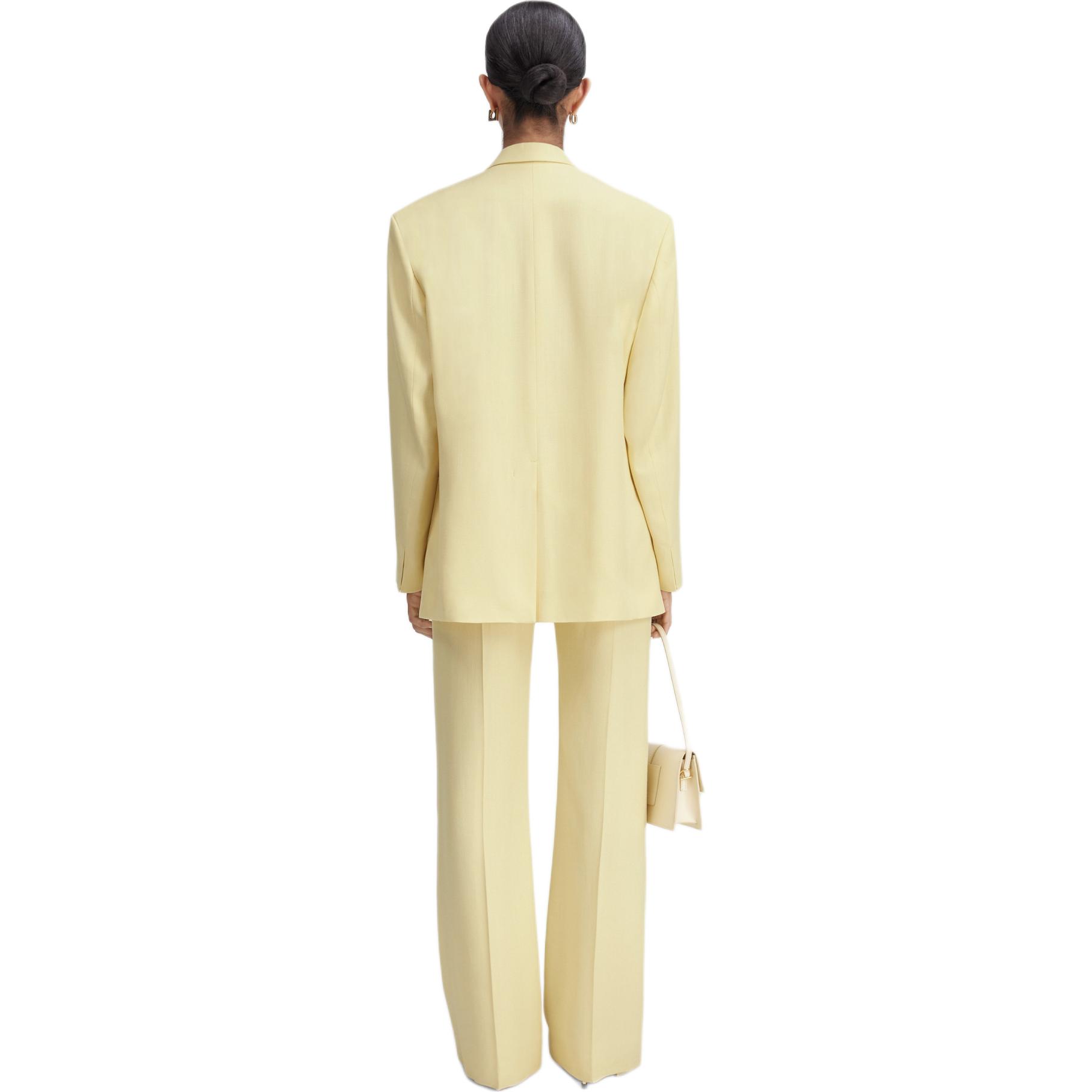 Shop (W) Jacquemus Blazer Lengan Panjang Loose-Fit Warna Kuning Muda. 213JA101-1359-205