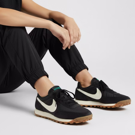 Jacquemus x Nike Kasut Bulan SP 'Off Noir' HV8547-001 Order Jacquemus x Nike Kasut Bulan SP 'Off Noir' HV8547-001
