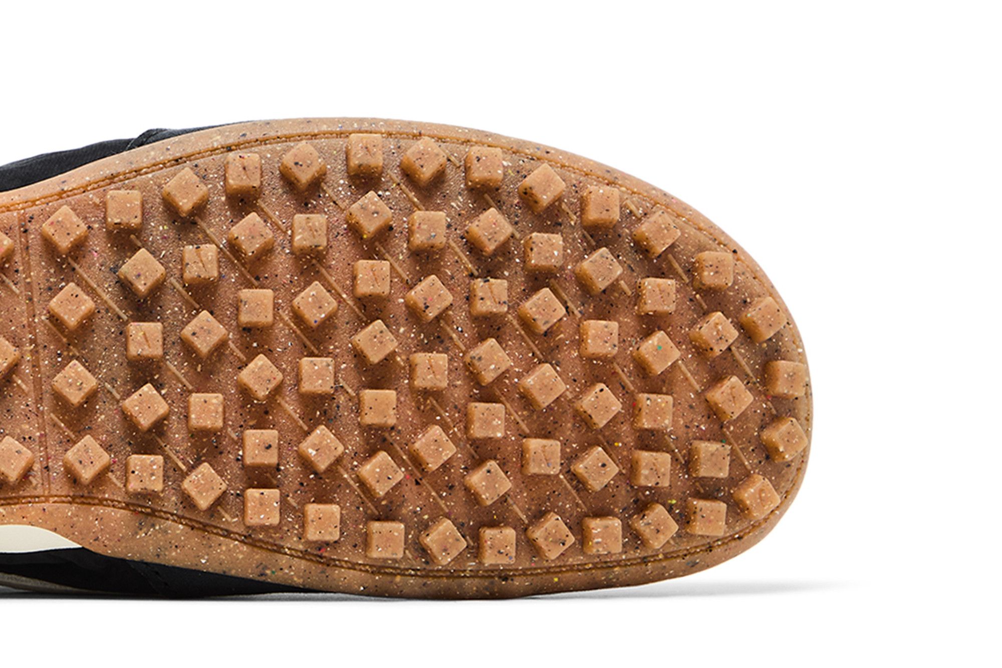 Sizing Jacquemus x ナイキ ムーンシューSP「オフノワール」 HV8547-001