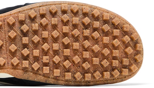 Jacquemus x Nike Kasut Bulan SP 'Off Noir' HV8547-001 Sizing Jacquemus x Nike Kasut Bulan SP 'Off Noir' HV8547-001