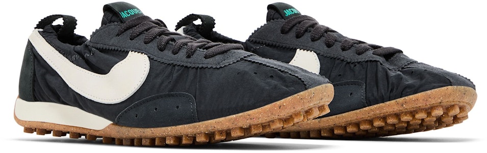 Jacquemus x Nike Kasut Bulan SP 'Off Noir' HV8547-001 2