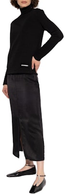 (Women) JIL SANDER Black Long Sleeve T-Shirt with Logo Patch Design. J40NH0020J20225-BLACK Purchase (Women) JIL SANDER Black Long Sleeve T-Shirt with Logo Patch Design. J40NH0020J20225-BLACK