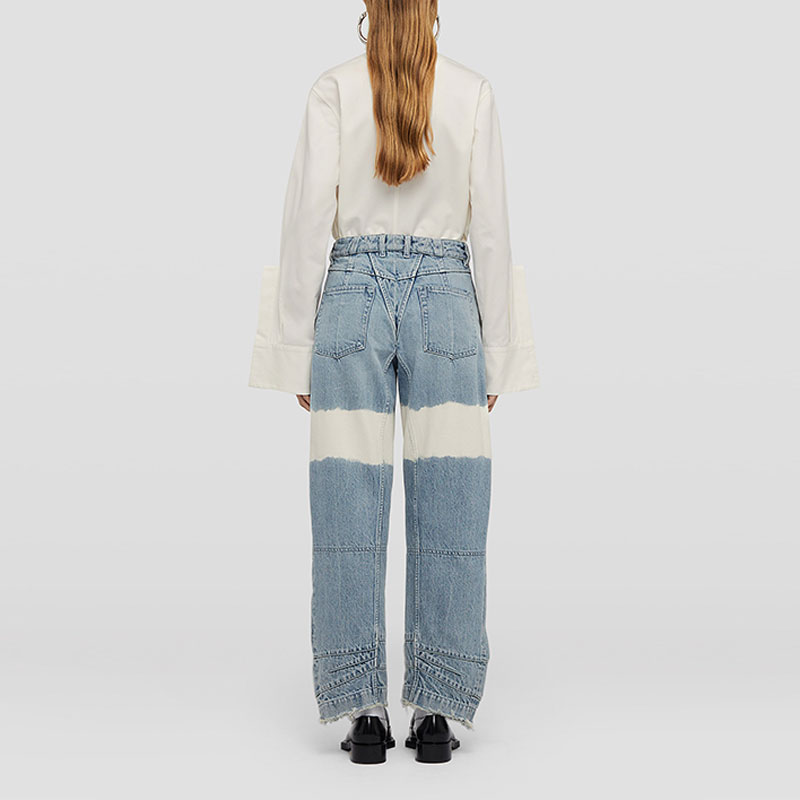 Shop (Women) JIL SANDER  Oversized White V-Neck Long Sleeve Shirt. J02BN0154J45007102