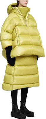 (W) Jil Sander Poncho Zip-Up Down Light Green. J40AF0133J70122-GREEN Shop (W) Jil Sander Poncho Zip-Up Down Light Green. J40AF0133J70122-GREEN