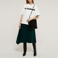 (W) JIL SANDER FW22 米色印花logo圆领T恤. J02GC0001-J45047-102 Shop (W) JIL SANDER FW22 米色印花logo圆领T恤. J02GC0001-J45047-102