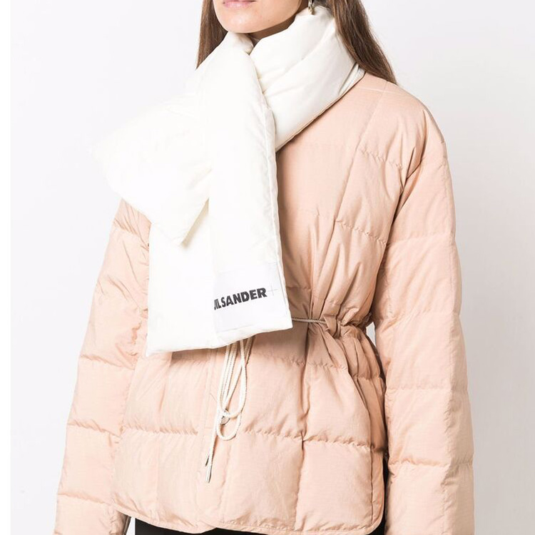 Lookbook (Women) Jil Sander White Scarf with Letter Logo Design. JPPT590294WT253100101