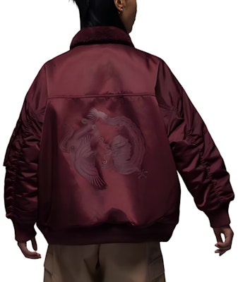 (W) 乔丹酒红户外多口袋飞行夹克背部图案设计. FZ6449-619 Purchase (W) 乔丹酒红户外多口袋飞行夹克背部图案设计. FZ6449-619