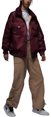 (W) 乔丹酒红户外多口袋飞行夹克背部图案设计. FZ6449-619 Details for (W) 乔丹酒红户外多口袋飞行夹克背部图案设计. FZ6449-619