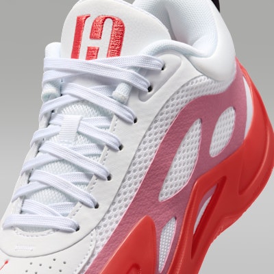 (W) Jordan Air Series 2 PF Bianco/Berry Deserto/Rosso Track HV4419-104 Sizing (W) Jordan Air Series 2 PF Bianco/Berry Deserto/Rosso Track HV4419-104