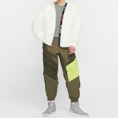 (W) Jordan Brand PSG Jaket Musim Sejuk Berbulu Putih CQ7154-133 Details for (W) Jordan Brand PSG Jaket Musim Sejuk Berbulu Putih CQ7154-133