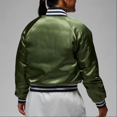 (W) Jaket Baseball Jordan Colorblock Logo Bordir Olive Kuning Terang FB5154-340 Details for (W) Jaket Baseball Jordan Colorblock Logo Bordir Olive Kuning Terang FB5154-340