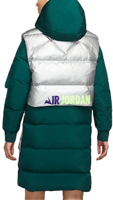 (W) 喬丹綠色拼接中長款羽絨外套冬季款 CV2561-300 Lookbook (W) 喬丹綠色拼接中長款羽絨外套冬季款 CV2561-300