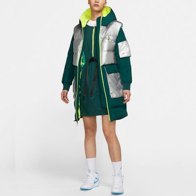 (W) 喬丹綠色拼接中長款羽絨外套冬季款 CV2561-300 Shop (W) 喬丹綠色拼接中長款羽絨外套冬季款 CV2561-300