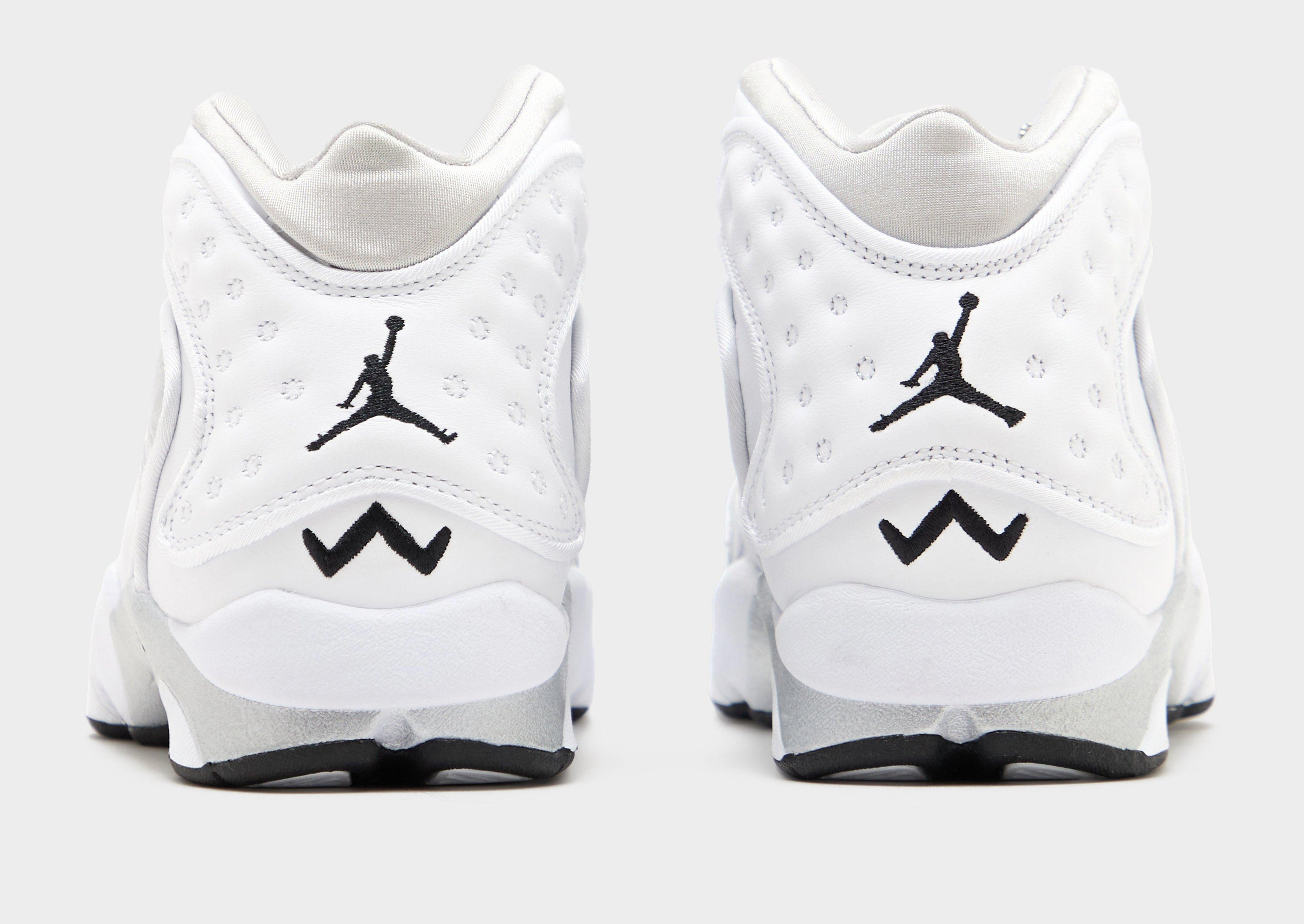 Shop (W) Jordan OG「白色金属银」 sneaker? Wait product title only name no sneaker gender. Output. CW0907-102