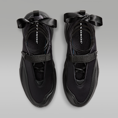 Shop (Women) Jordan Point Black/Summit White/Anthracite IB8597-004