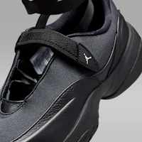 Sizing (W) 喬丹 Point 黑色/巔峰白/灰黑色 Anthracite IB8597-004
