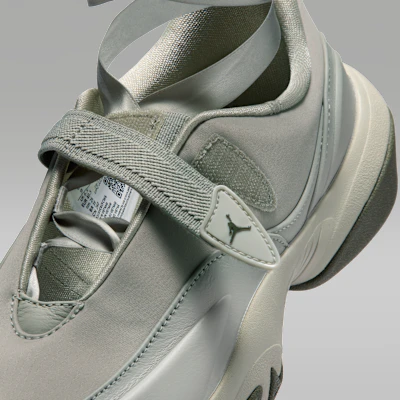 (W) Jordan Point Spruce Fog/Cargo Khaki Lelaki Sneakers IV5281-304 Sizing (W) Jordan Point Spruce Fog/Cargo Khaki Lelaki Sneakers IV5281-304