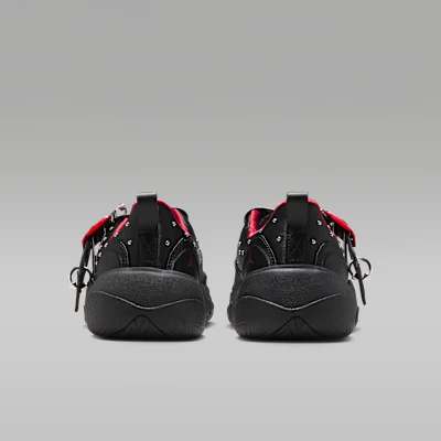 (Women) Jordan Point White/Black/Metallic Silver/University Red IW2024-160 Details for (Women) Jordan Point White/Black/Metallic Silver/University Red IW2024-160