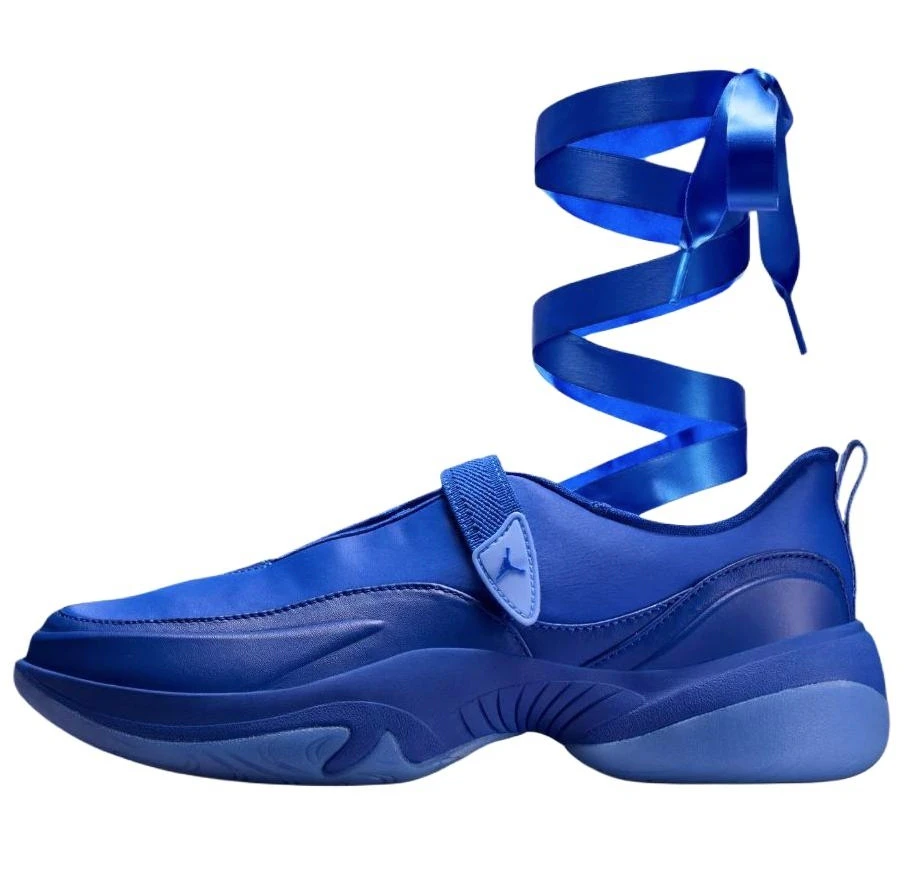 women-jordan-pointe-hyper-royal-low-lifestyle-shoes-blue-ib-8597-400