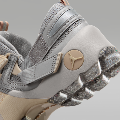 Cheap (Women) Jordan Trunner LX Light Iron Ore/Enigma Stone/Hemp/Oatmeal IQ2719-002