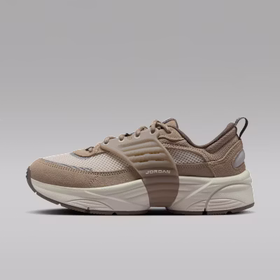 women-jordan-trunner-o-s-khaki-reflect-silver-pale-ivory-ir-1839-200