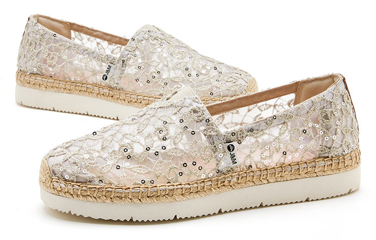 Lookbook (W) Joy&Mario Sepatu Kasual 'Tenunan Berlubang Bernapas Serbaguna' 3E2108W