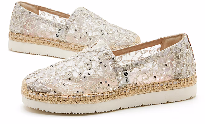 (W) Joy&Mario Sepatu Kasual 'Tenunan Berlubang Bernapas Serbaguna' 3E2108W Lookbook (W) Joy&Mario Sepatu Kasual 'Tenunan Berlubang Bernapas Serbaguna' 3E2108W