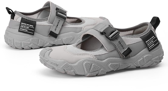 (W) Joy&Mario 复古透气休闲运动凉鞋 3F5335W Lookbook (W) Joy&Mario 复古透气休闲运动凉鞋 3F5335W