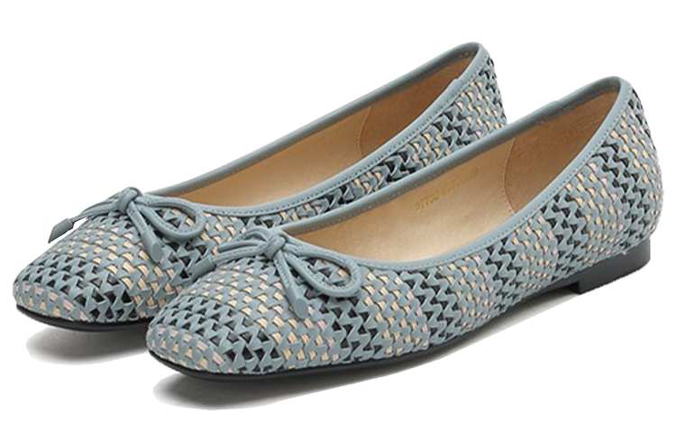 Lookbook (W) Joypeace 'Sepatu Datar Biru Anyaman' J4Z27738DM1AQ1