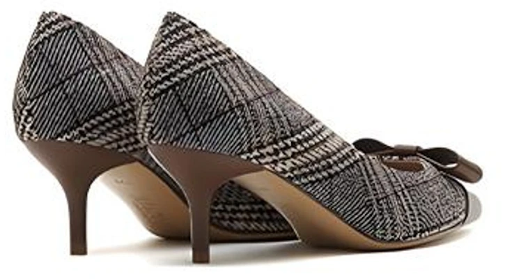 (W) Joypeace「布料蝴蝶結尖頭細高跟鞋 6公分」 YRW27CQ2 Lookbook (W) Joypeace「布料蝴蝶結尖頭細高跟鞋 6公分」 YRW27CQ2