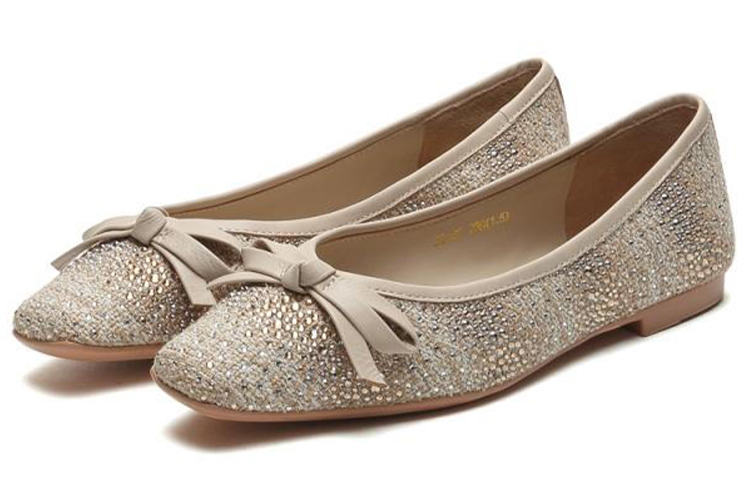 Lookbook (W) 真美诗芭蕾平底鞋“杏仙蝴蝶结” J4N22-2CDC1AQ1