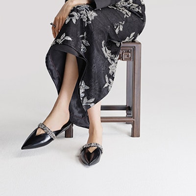 (W) Joypeace M Essential x Mule 2023 'Garden Dream Hitam' YWO01CH3 Sizing (W) Joypeace M Essential x Mule 2023 'Garden Dream Hitam' YWO01CH3