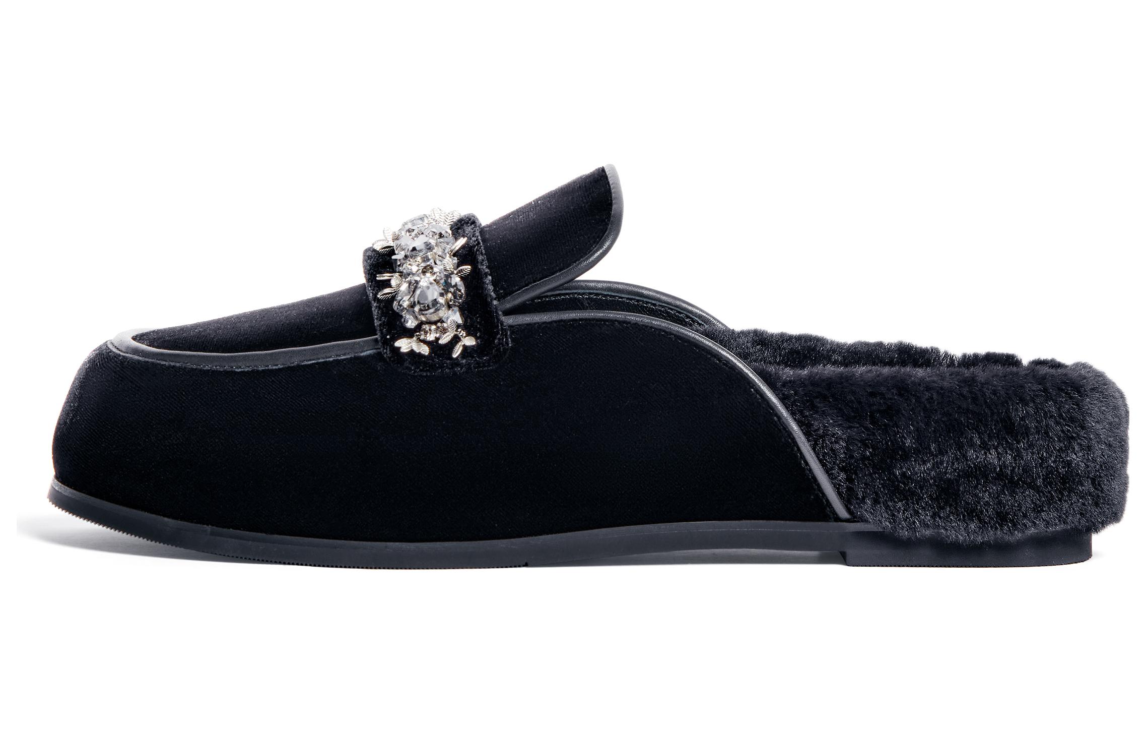 Buy (W) Joypeace M Essential x Slip-On 'Park Crystal Dream' Sepatu Wanita YVG17CH3