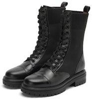 (W) Boot Kulit Martin Bertumit Sederhana Joypeace 'Hitam' JZPZU824DU1DZ0 Lookbook (W) Boot Kulit Martin Bertumit Sederhana Joypeace 'Hitam' JZPZU824DU1DZ0