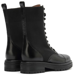 (W) ジョイピース ミッドトップ レザー マーチンブーツ『ブラック』 JZPZU824DU1DZ0 Shop (W) ジョイピース ミッドトップ レザー マーチンブーツ『ブラック』 JZPZU824DU1DZ0