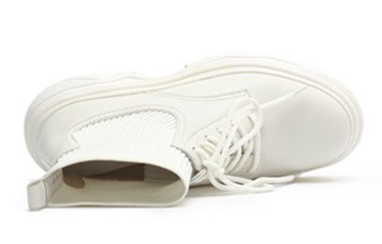 Lookbook (W) Joypeace短靴“真美诗白” J4NA9006DA1DD0