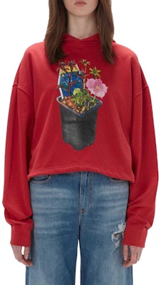 (W) JW Anderson FW24 Baju Hooji Motif Corak Oversized Merah Scarlet JW0184PG1390417-RED Lookbook (W) JW Anderson FW24 Baju Hooji Motif Corak Oversized Merah Scarlet JW0184PG1390417-RED