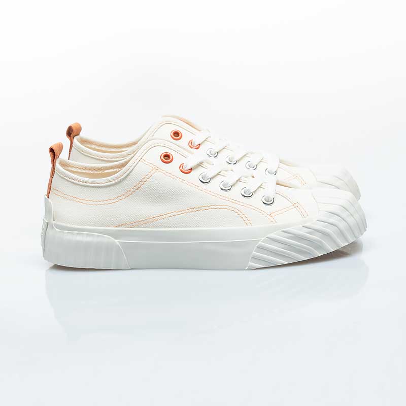 (Women) Kangaroos Venture Sneaker Collection KW32451