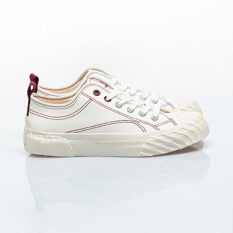 (Women) Kangaroos Venture Sneakers KW32452