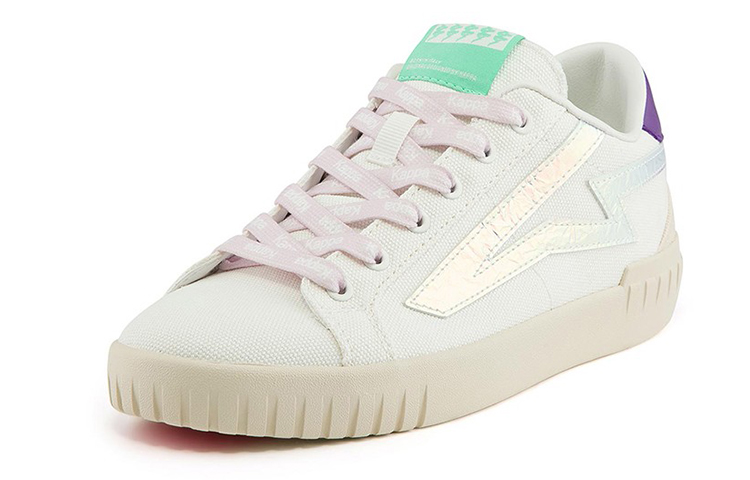 Lookbook (W) Kappaカジュアルローカット「アンゴラホワイト」 K0B25CC32-012