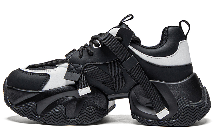 (W) Kappa Low-Top 'Black White'