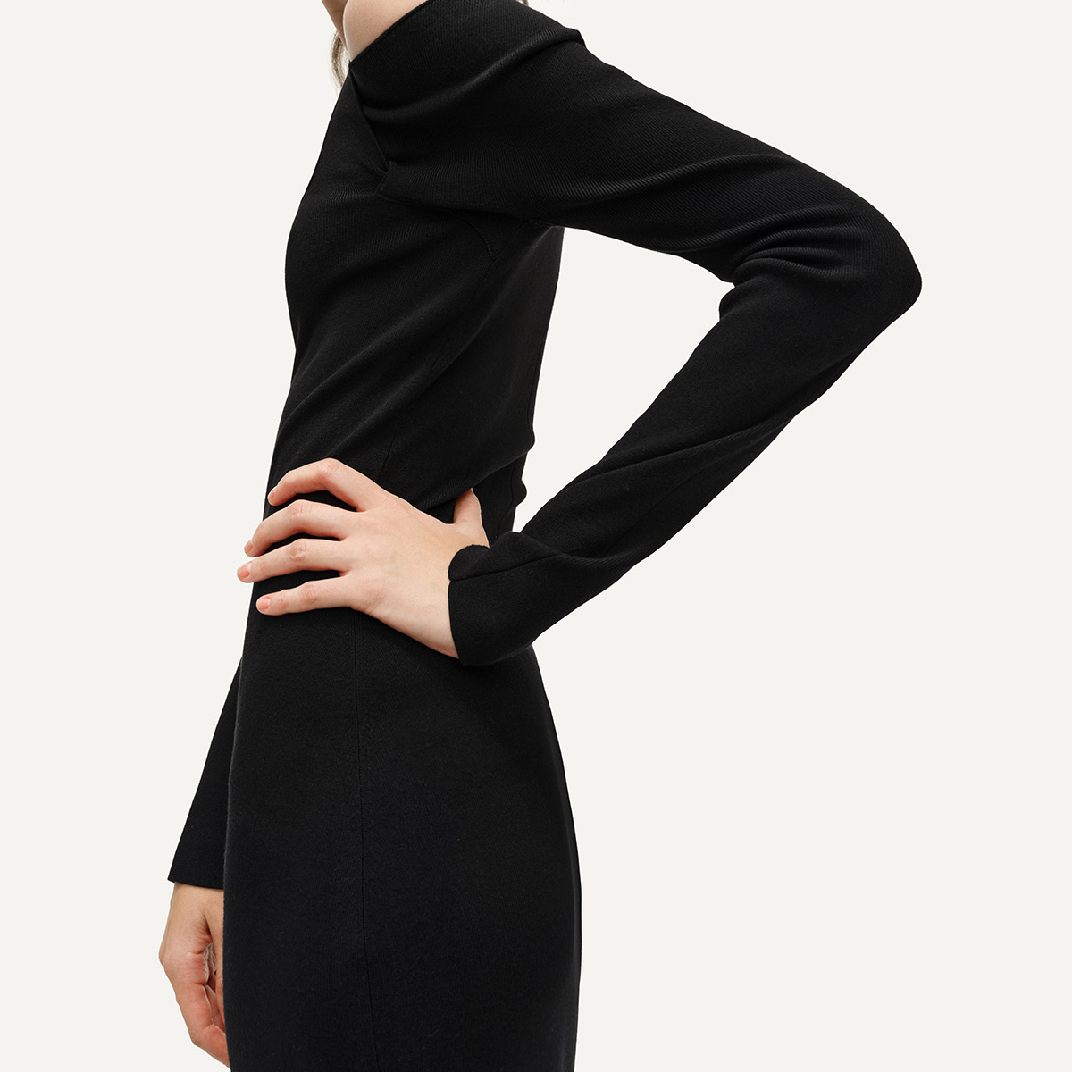 Sizing (Women) KARL LAGERFELD  Black Halterneck Midi Knit Long Sleeve Dress SS24 241L1330