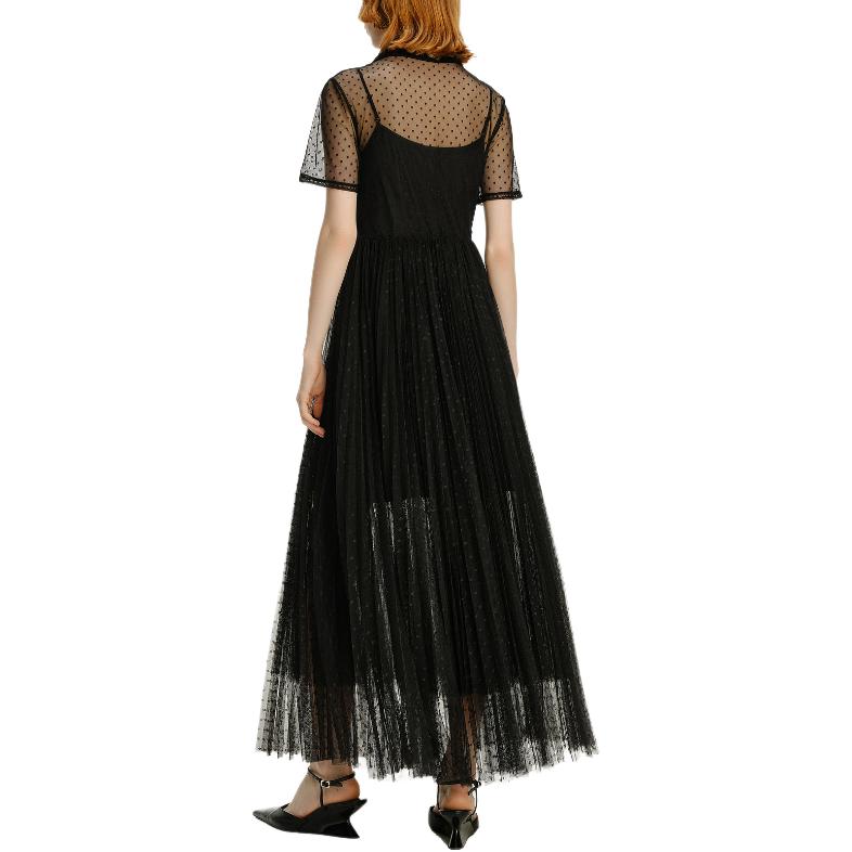 Purchase (W) KARL LAGERFELD Gaun Pendek Hitam Lengan Pendek dengan Renda dan Kancing 241L1371