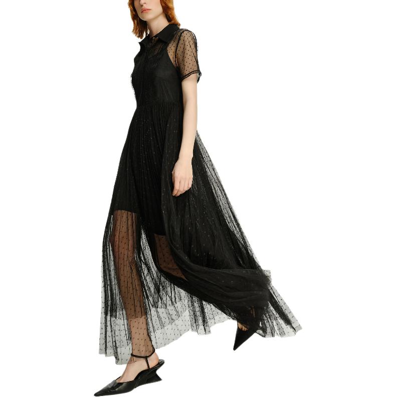 Details for (W) KARL LAGERFELD Gaun Pendek Hitam Lengan Pendek dengan Renda dan Kancing 241L1371