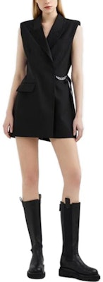 (Women) KARL LAGERFELD Black Solid Chain Detail Sleeveless Vest 221L1341 Lookbook (Women) KARL LAGERFELD Black Solid Chain Detail Sleeveless Vest 221L1341