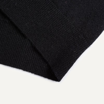 (Women) KARL LAGERFELD Black V-Neck Long Sleeve Knit Cardigan Sweater E41W2063 Shop (Women) KARL LAGERFELD Black V-Neck Long Sleeve Knit Cardigan Sweater E41W2063