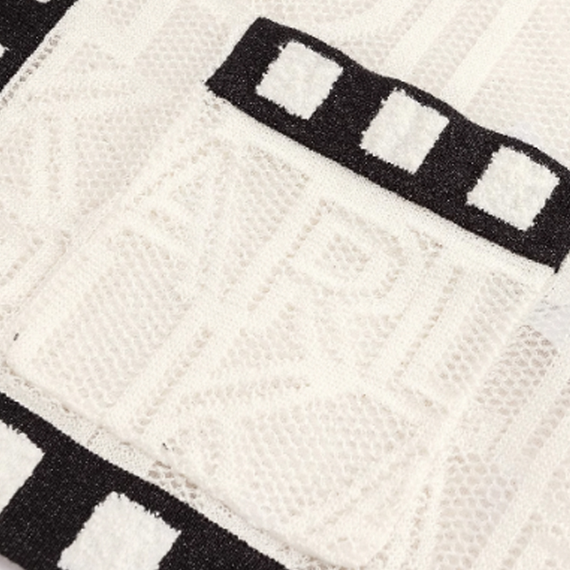 Sizing (Women) KARL LAGERFELD  White Embroidered Knit Cardigan SS24 Long Sleeve Top. 241L2049