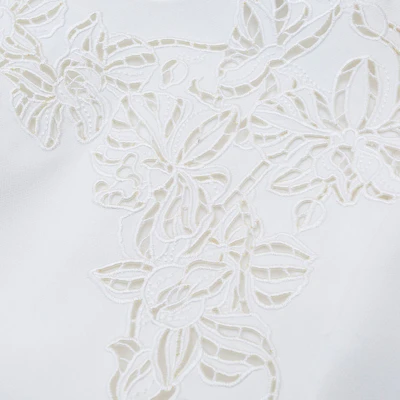 (W) KARL LAGERFELD Putih Slim-Fit Pola Hollow Kaos Lengan Pendek 231L1393 3