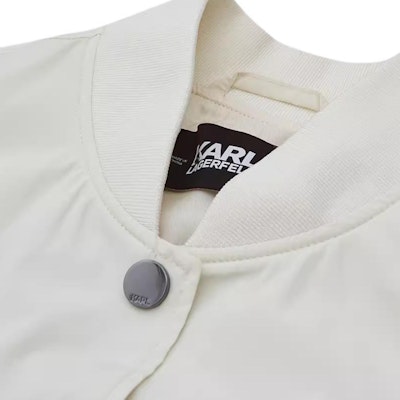 (W) 卡尔·拉格斐 白色修身印花徽标长袖夹克。 22UW1501 Shop (W) 卡尔·拉格斐 白色修身印花徽标长袖夹克。 22UW1501