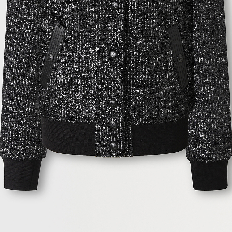Purchase (Women) KARL LAGERFELD FW23  Black Single-Breasted Logo Long Sleeve Jacket 236L1417
